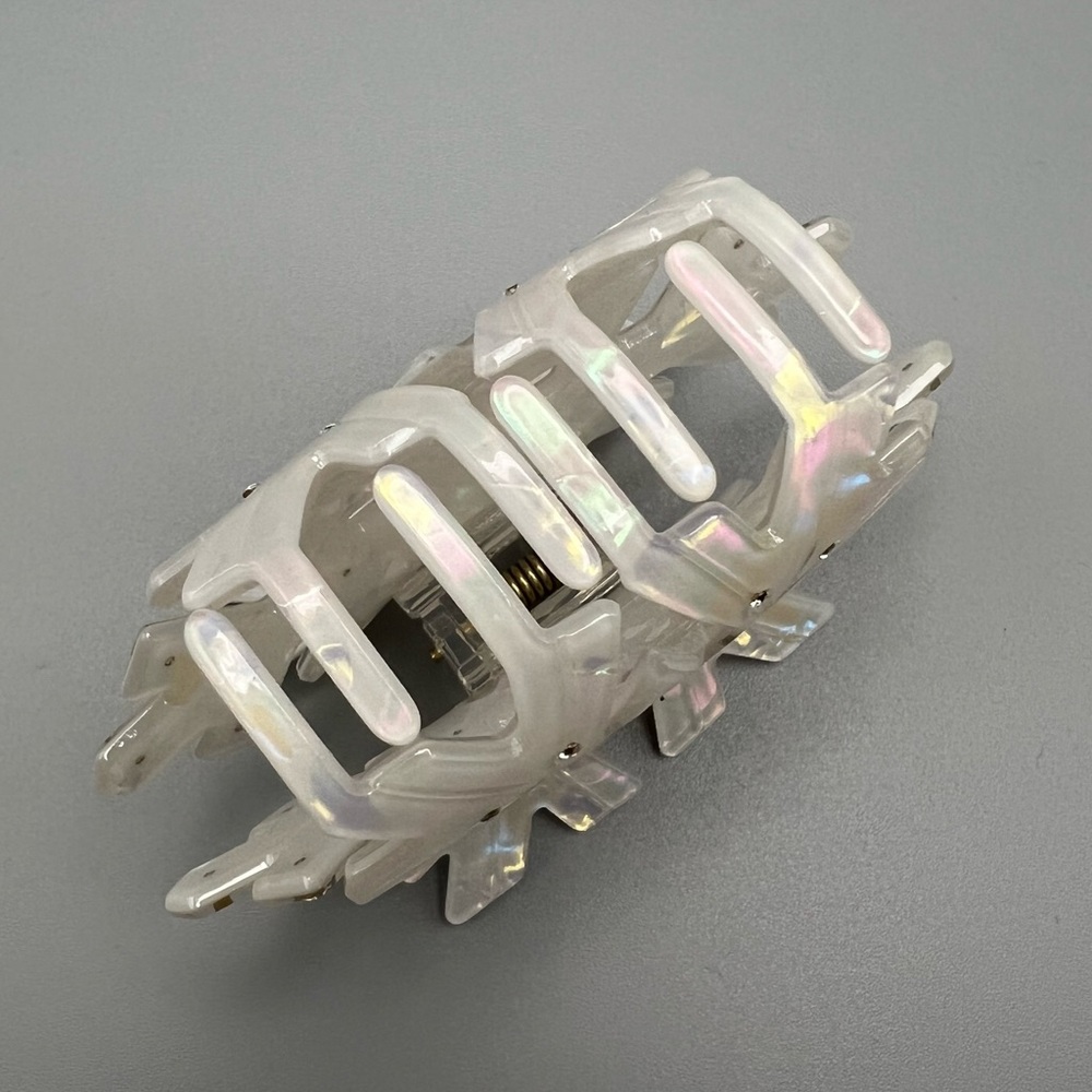 Snowflake Claw Clip - Picture 5 of 5